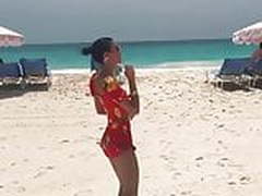 Victoria Justice dancing on the beach Free XXX | xvideosearch.com