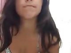 Novinha Peluda Tirando a Roupa no Banheiro HD | xvideosearch.com