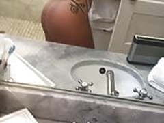 Olympia Montance Valance naked ass selfie in mirror Online | xvideosearch.com