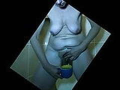 Hairy mature pee in cup on toilet HD | xvideosearch.com