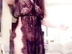 wondeful arabic women dancing Hot Clip | xvideosearch.com