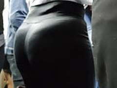 HOTTEST MIlf legging pull EVER! CANDID big Ass Hot Clip | xvideosearch.com