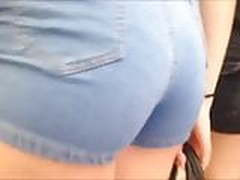 novinha no metro Free XXX | xvideosearch.com