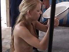 MARION OFFERTE PAR SON AMIE SYLVIA FORMEE ET EMBAUCHEE Hot Clip | xvideosearch.com