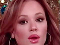 Leah Remini Loop #61 HD | xvideosearch.com