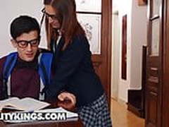 Moms Bang Teens - Jordi Lilu Moon Mina Online | xvideosearch.com