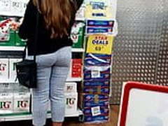 Hippo booty milf part 1 HD | xvideosearch.com