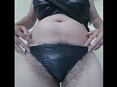 Showing big hairy bush on cam Free XXX | xvideosearch.com