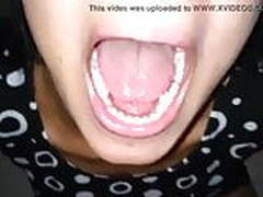 Puta engolindo porra grossa HD | xvideosearch.com