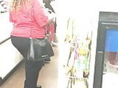 Sumbody nice ass Auntie wearing them jeans 2.0 Full Video | xvideosearch.com