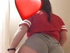 Cant twerk sorry babes HD | xvideosearch.com