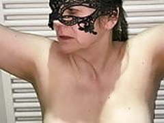 AO-Ehehure benutzt und outet sich mit Maske Online | xvideosearch.com