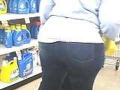 Ever seen a Phat Ass Auntie in skinny jeans? Here u go again Full Video | xvideosearch.com
