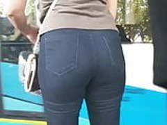 Candid butt blonde in jeans Full Video | xvideosearch.com