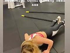 Joanna JoJo Levesque working out Online | xvideosearch.com