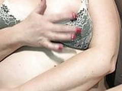 Sexy wife chilling Hot Clip | xvideosearch.com