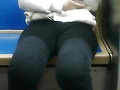 Asian chick with fat pussy and big ass Hot Clip | xvideosearch.com