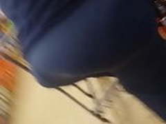 Mega Pear ssbbw Granny (Clueless or not?) HD | xvideosearch.com