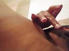 Amiga batendo Siririca Hot Clip | xvideosearch.com