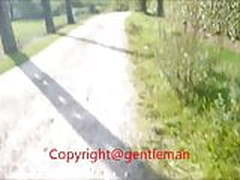 Shirley loves to expose herself en fuck in public HD | xvideosearch.com