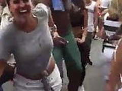 Black mamba Online | xvideosearch.com