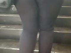 Coroa madura rabuda subindo escada socila colada Online | xvideosearch.com