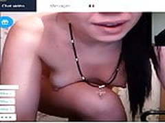 Salope teen se masturbe cul seins en cam ukraine