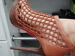 VIP HIGH HEELS Free XXX | xvideosearch.com