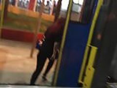 deliciosa bunduda de leggin preta no bus Free XXX | xvideosearch.com