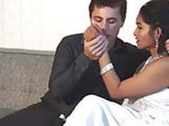 DESI SEXY SAVITHA AUNTY WITH NEIGHBOUR ROBERT Free XXX | xvideosearch.com