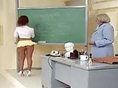 Viviane Araujo - Zorra Total Hot Clip | xvideosearch.com