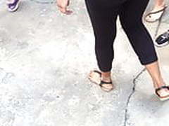 Black MILF in leggings Online | xvideosearch.com