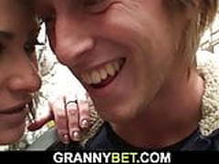 70 years old prostitute picked up and doggy-fucked Online | xvideosearch.com