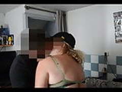 La bourgeoise se fait rouler des pelles et suce Full Video | xvideosearch.com