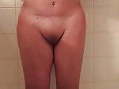 Busty wife bottomless posing 2 Hot Clip | xvideosearch.com