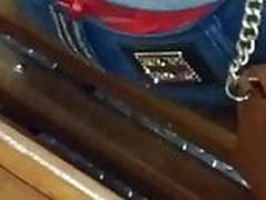 Novinha Fio Dental no Shopping HD | xvideosearch.com