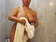 Unaware wife after shower Free XXX | xvideosearch.com