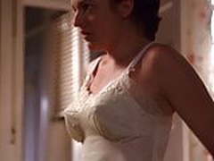 Elizabeth Moss - Mad Men s2e06 Online | xvideosearch.com