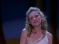 Kirsten Dunst - Get Over It Full Video | xvideosearch.com