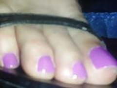 wife feet toes jerking. off Full Video | xvideosearch.com