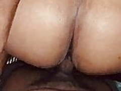 Huge redbone DONKEY BOOTY college freshman trotting around Free XXX | xvideosearch.com