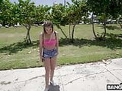 Dont take rides from strangers Free XXX | xvideosearch.com