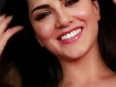 Hot and attractive brunette babe Sunny Leone masturbates HD | xvideosearch.com