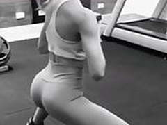 Candice Swanepoel in the gym working her tight, perfect body Hot Clip | xvideosearch.com