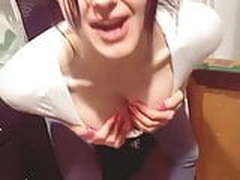 Ariel Winter cleavage Online | xvideosearch.com