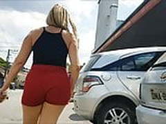 Loira cavala de para o transito Hot Clip | xvideosearch.com