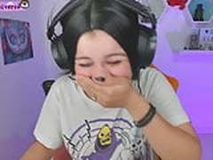 v4nn3-un1v3r53 XB 23012020 HD | xvideosearch.com