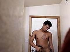 cam in bathroom catches couple Hot Clip | xvideosearch.com