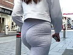 Incredibly juicy ass jiggle booty eatin up spandex HD | xvideosearch.com