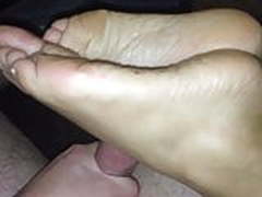 wife gf me slow intense footjob with wrinkled soles Online | xvideosearch.com